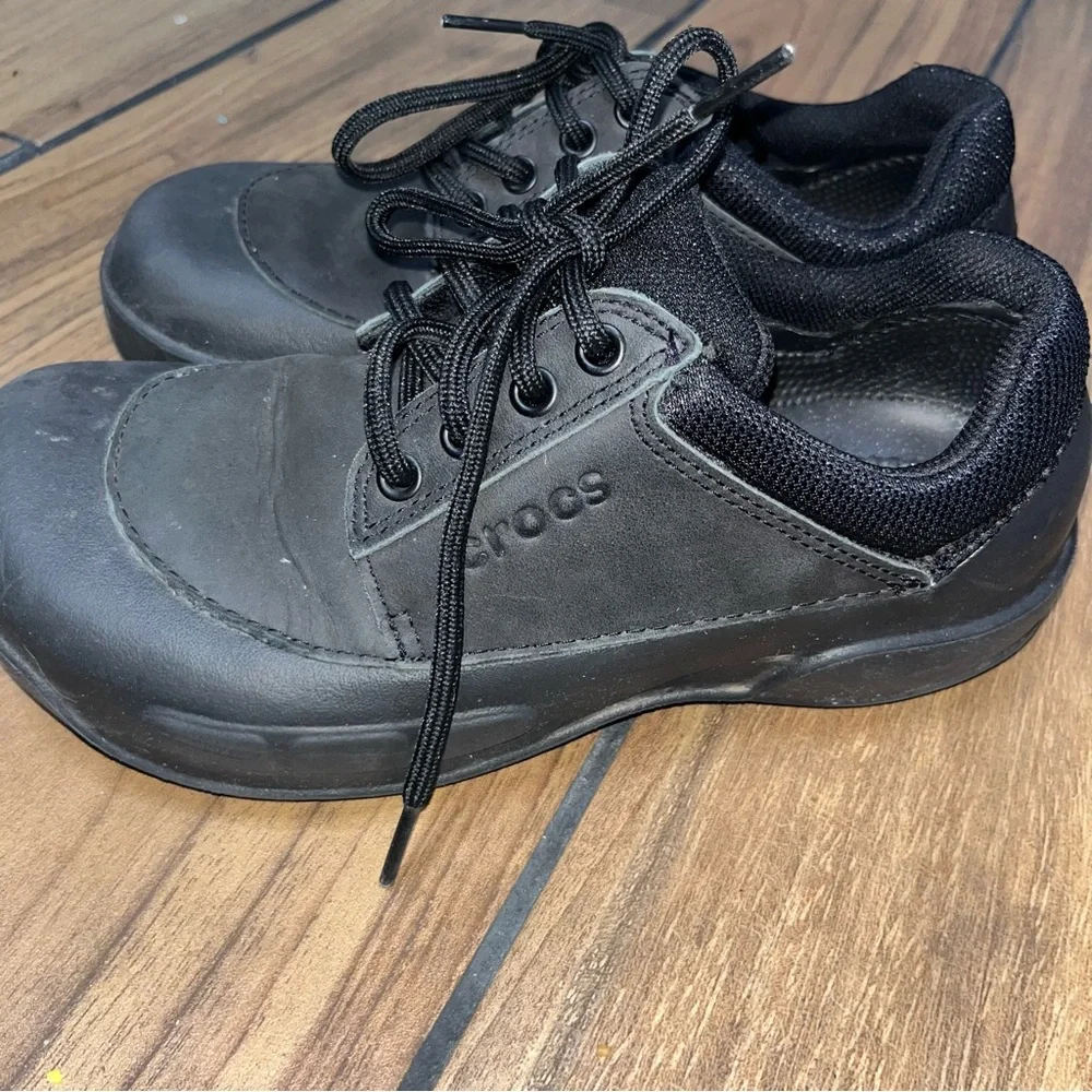 CROCS Mens 7 Women 9 Velocity Slip-Resistant Lace-up Comfort Work Sneakers Black - Picture 2 of 7